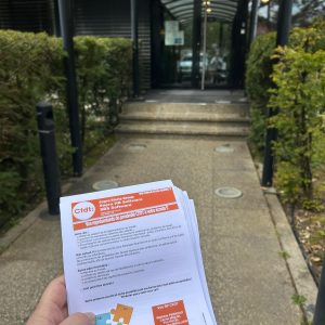 Tractage à Annecy : La CFDT vient à votre rencontre ! jhoj8669
